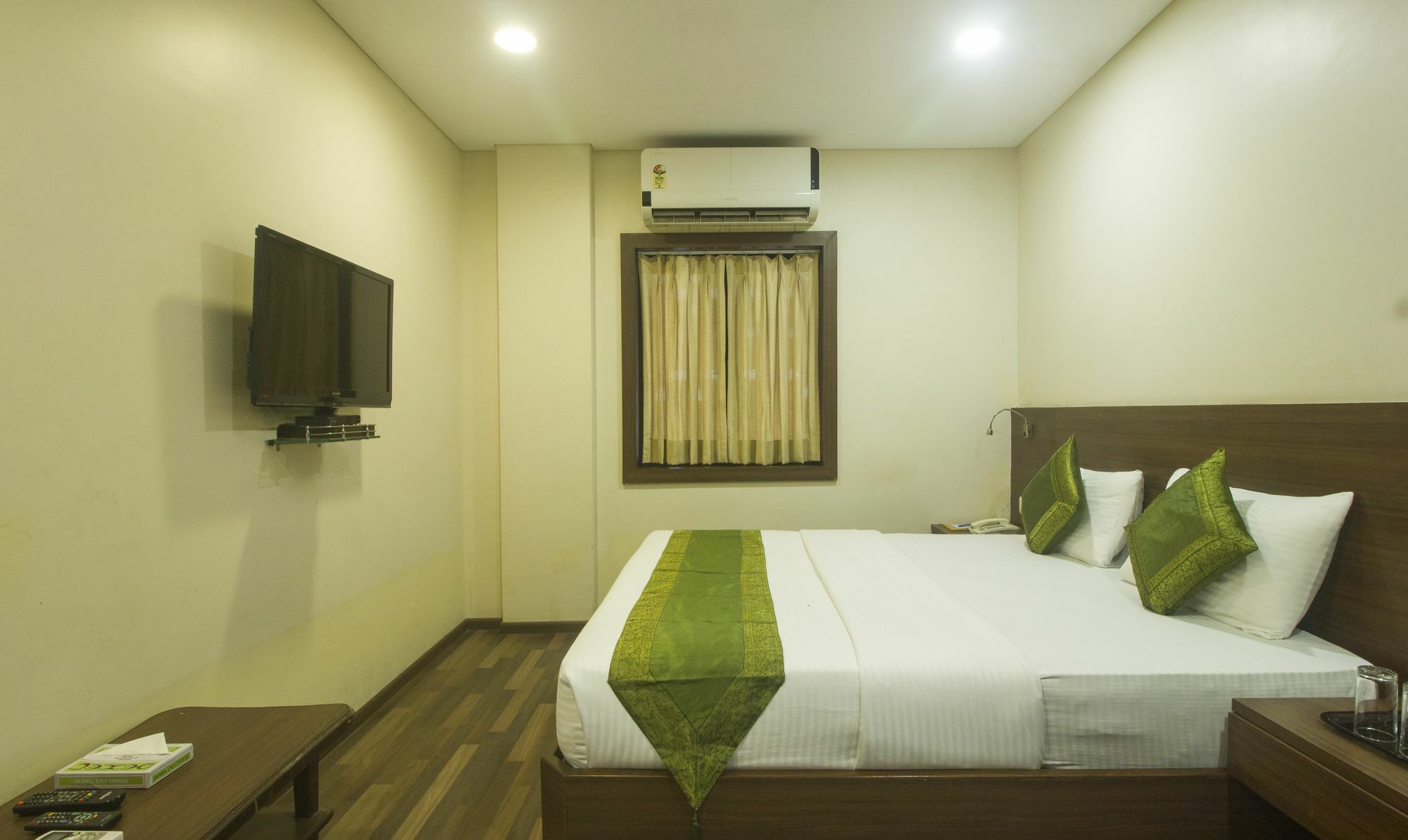 Treebo Trend Rosewood Hotel Mumbai Kültér fotó